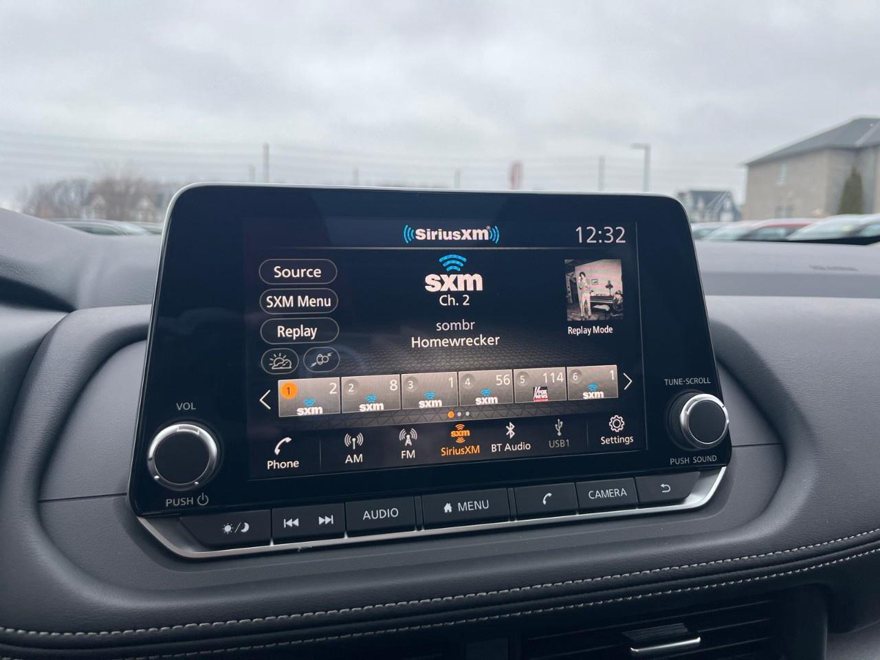 2026 Nissan Rogue AWD SV Moonroof Photo