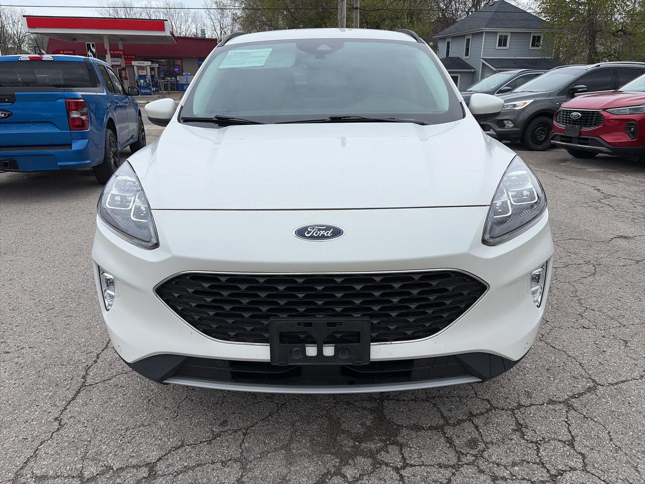 2022 Ford Escape Titanium Hybrid FWD Photo