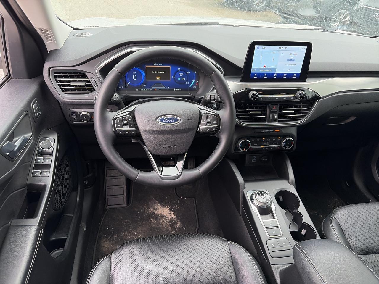 2022 Ford Escape Titanium Hybrid FWD Photo