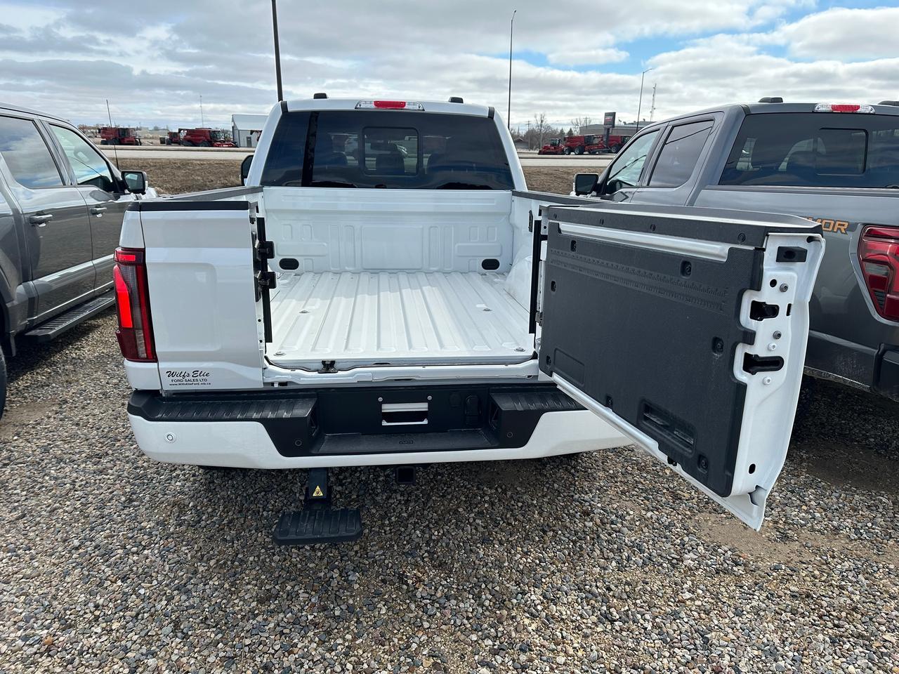2026 Ford F-150 LARIAT 4WD SuperCrew 6.5' Box 502A Photo5