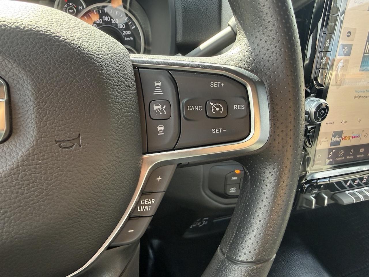13827786