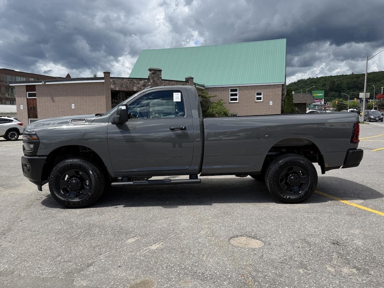 2026 RAM 2500 Tradesman 4x4 Photo3