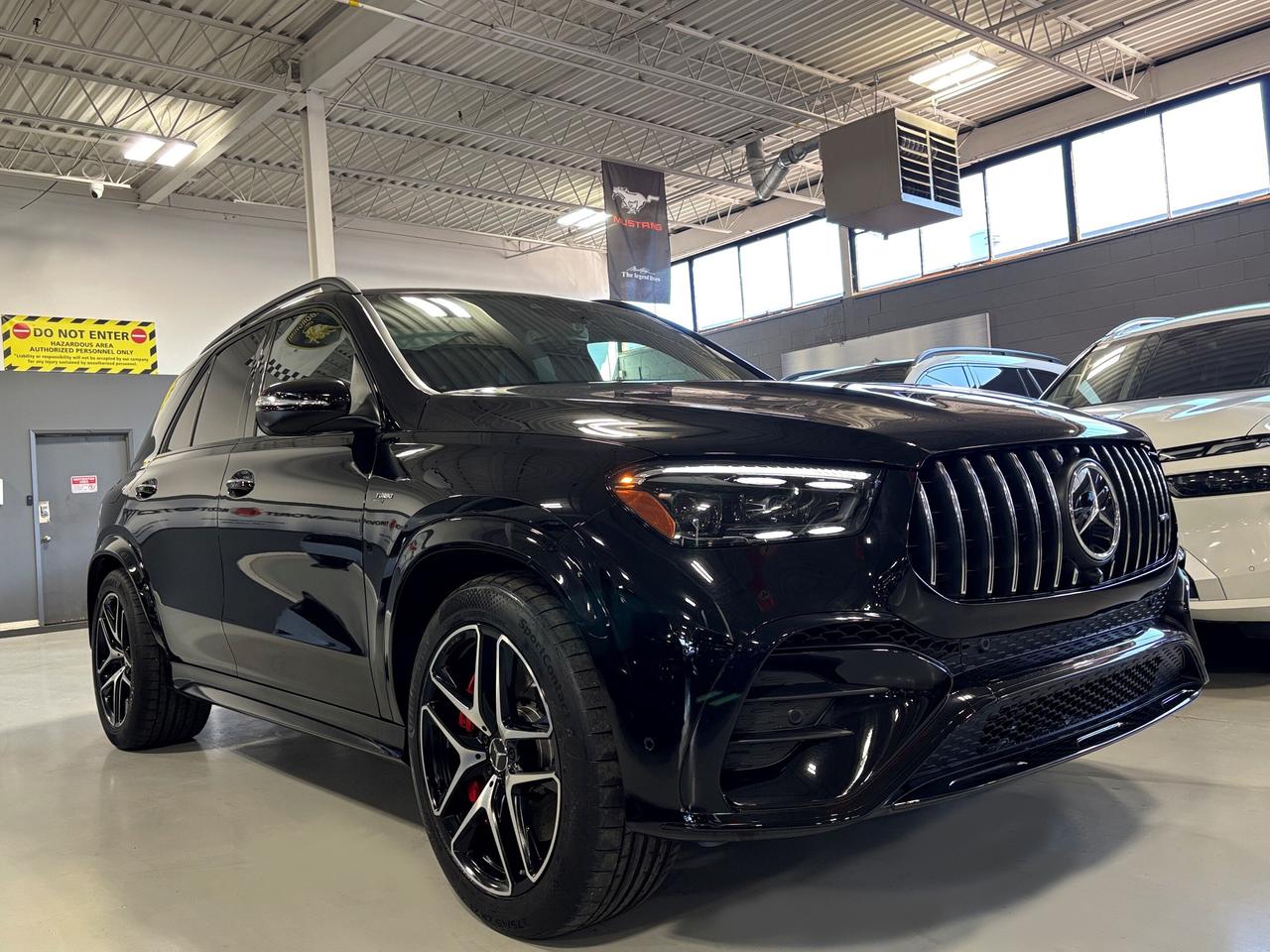 2025 Mercedes-Benz GLE GLE53 AMG|4MATIC+|TURBO|NAV|MASSAGE|HUD|ORANGESEAT Photo