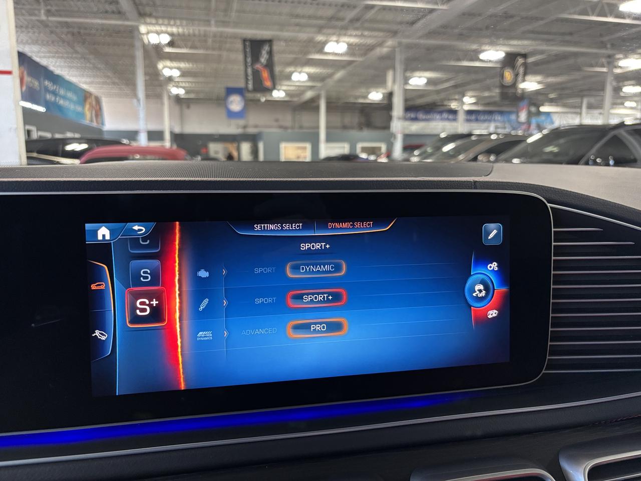 2025 Mercedes-Benz GLE GLE53 AMG|4MATIC+|TURBO|NAV|MASSAGE|HUD|ORANGESEAT Photo