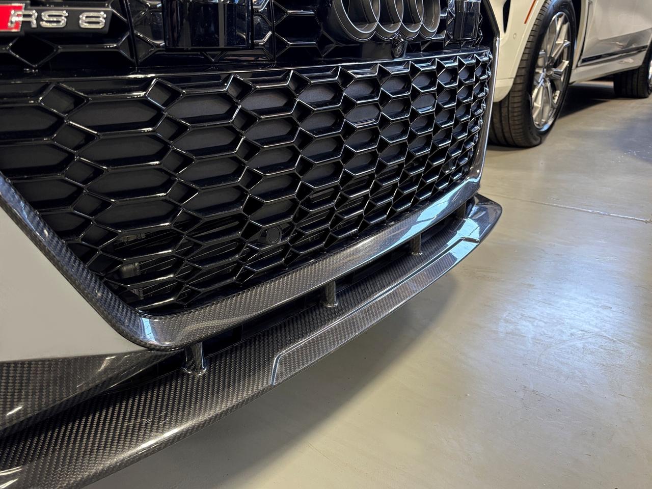 2023 Audi RS 6 Avant QUATTRO|NO LUXTAX|CARBONBODYKIT|CRYSTALSHIFTER|HUD Photo