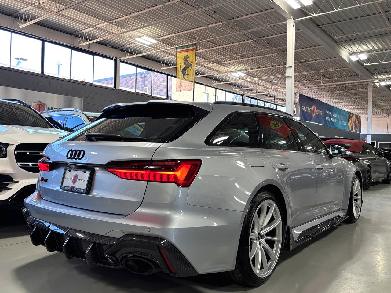 2023 Audi RS 6 Avant QUATTRO|NO LUXTAX|CARBONBODYKIT|CRYSTALSHIFTER|HUD Photo