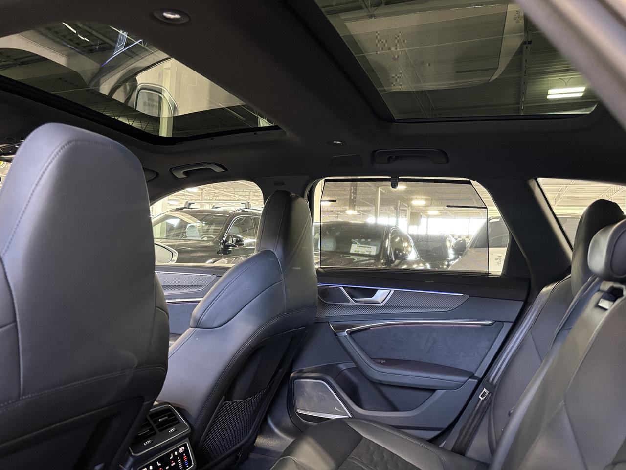 2023 Audi RS 6 Avant QUATTRO|NO LUXTAX|CARBONBODYKIT|CRYSTALSHIFTER|HUD Photo