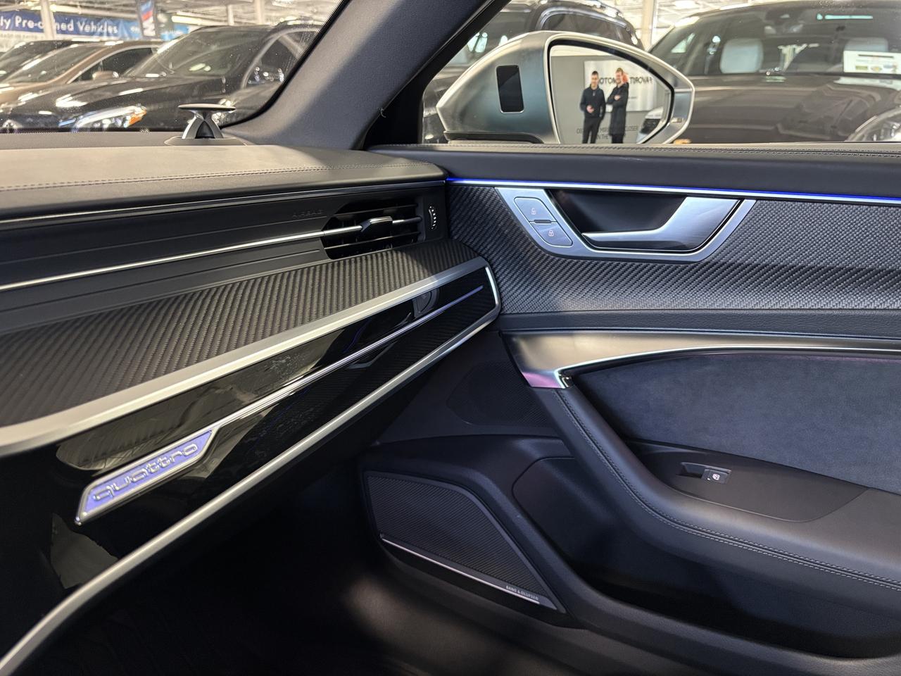 2023 Audi RS 6 Avant QUATTRO|NO LUXTAX|CARBONBODYKIT|CRYSTALSHIFTER|HUD Photo