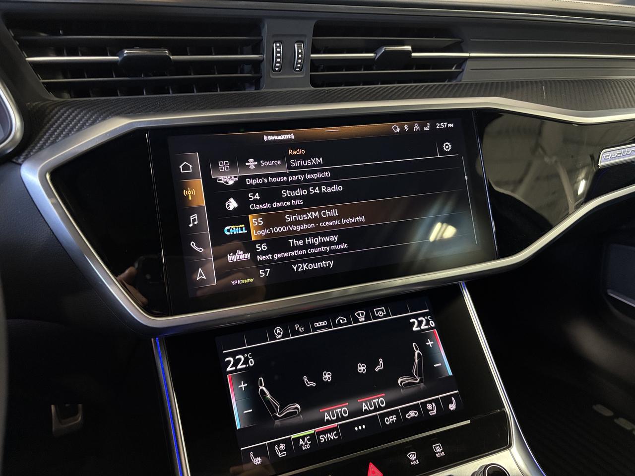 2023 Audi RS 6 Avant QUATTRO|NO LUXTAX|CARBONBODYKIT|CRYSTALSHIFTER|HUD Photo