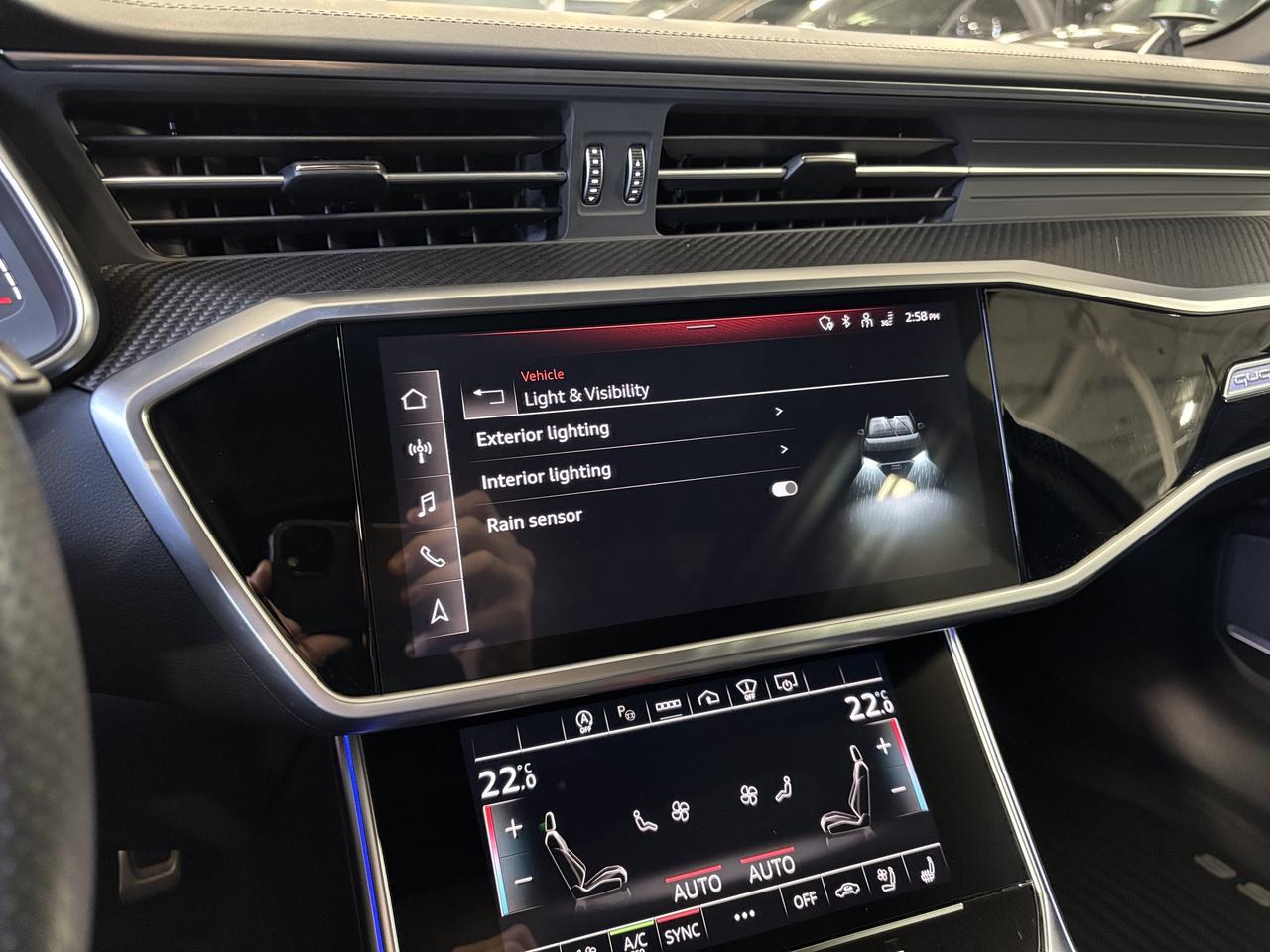 2023 Audi RS 6 Avant QUATTRO|NO LUXTAX|CARBONBODYKIT|CRYSTALSHIFTER|HUD Photo