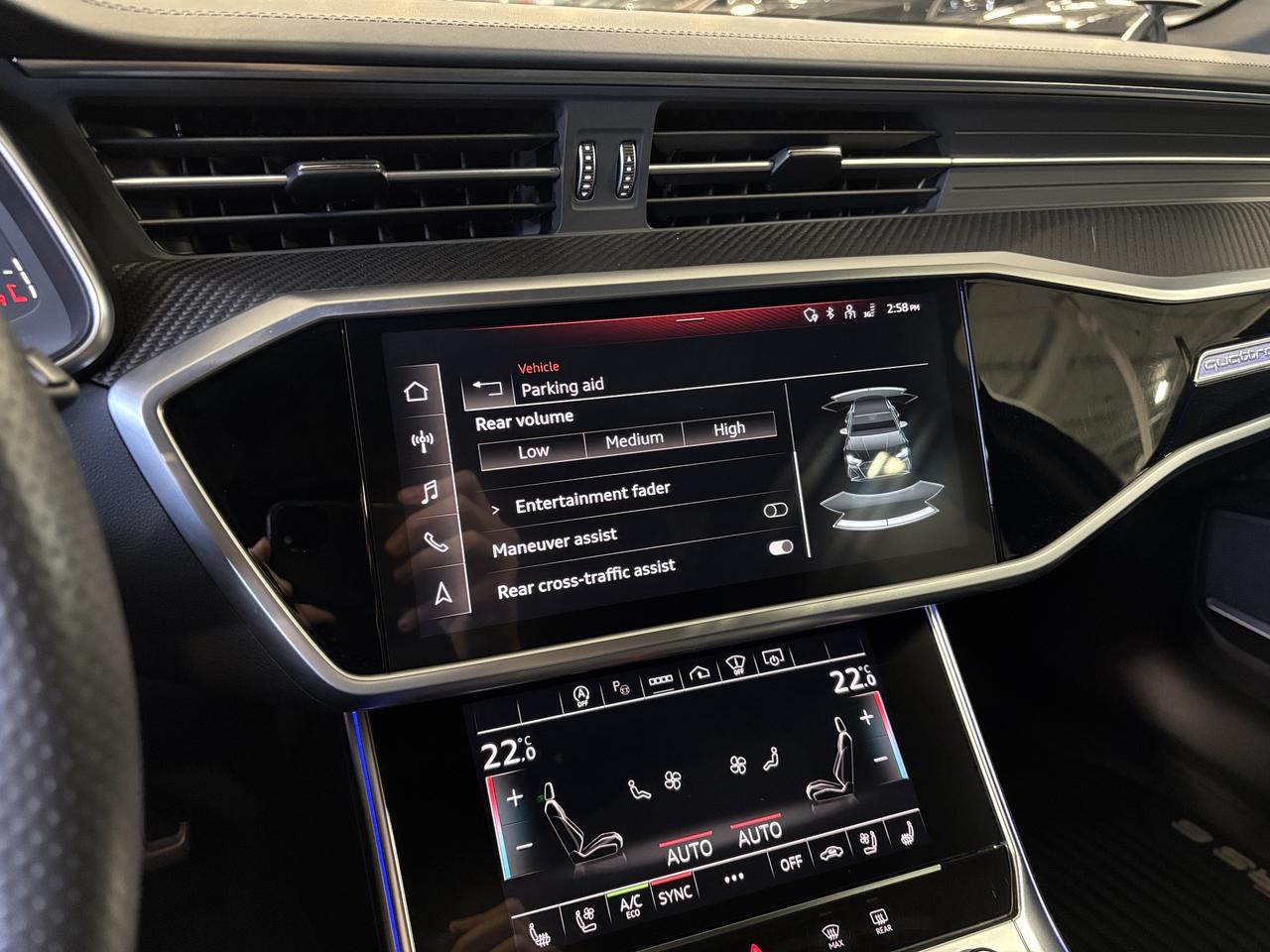 2023 Audi RS 6 Avant QUATTRO|NO LUXTAX|CARBONBODYKIT|CRYSTALSHIFTER|HUD Photo