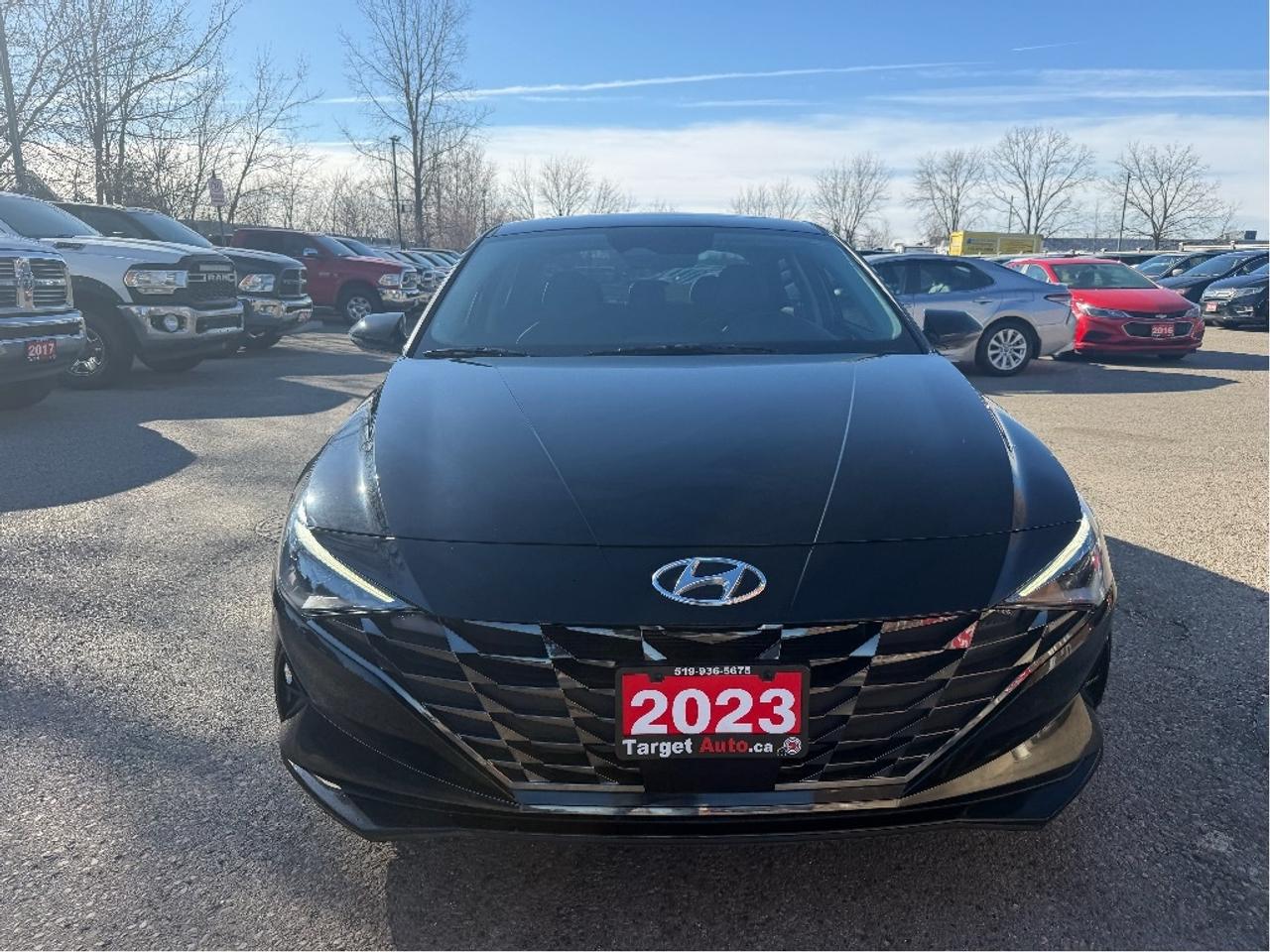 2023 Hyundai Elantra Luxury | One Owner I Clean CARFAX Photo