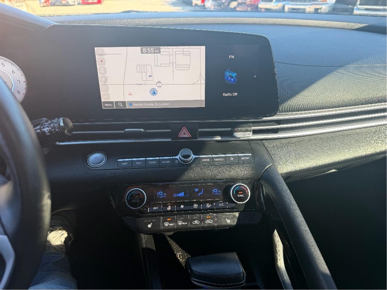 2023 Hyundai Elantra Luxury | One Owner I Clean CARFAX Photo