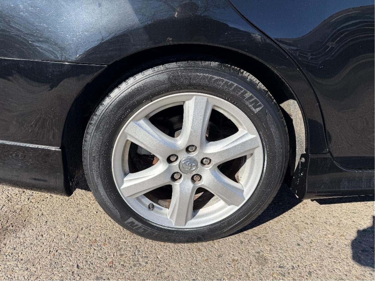 2009 Toyota Camry SE | One Owner | Very Low Mileage Photo