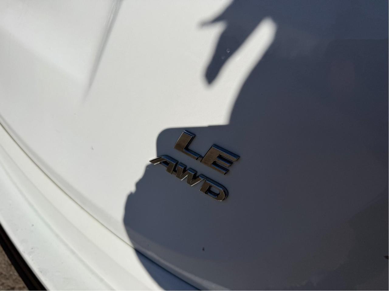 2017 Toyota RAV4 LE Photo