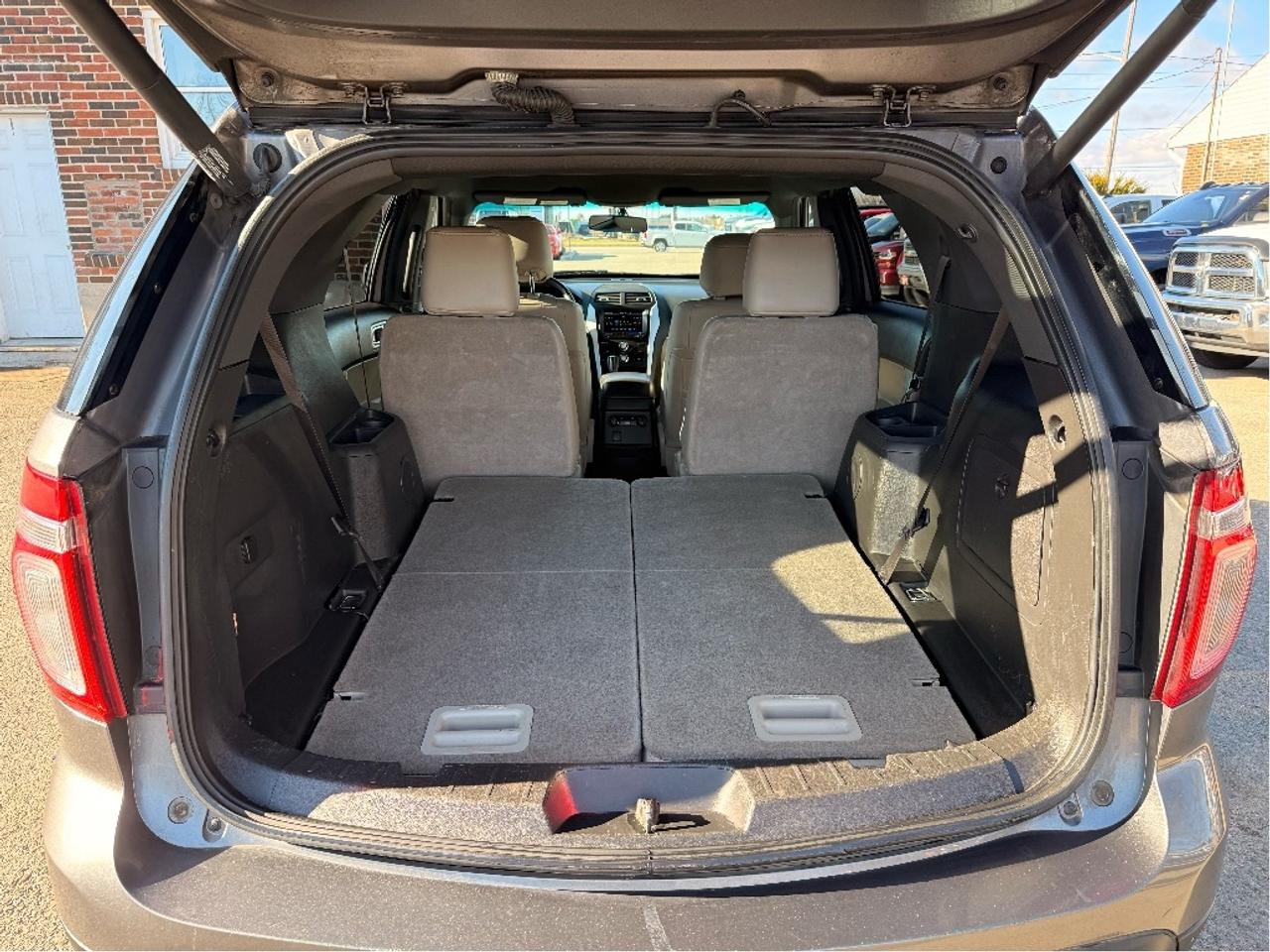 2014 Ford Explorer XLT | Oiled Yearly | Clean CARFAX Photo