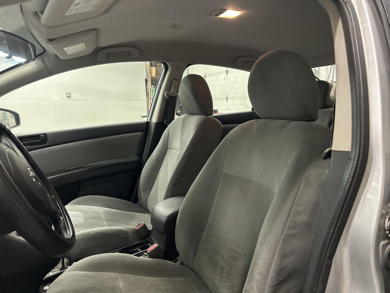 2011 Nissan Sentra  Photo