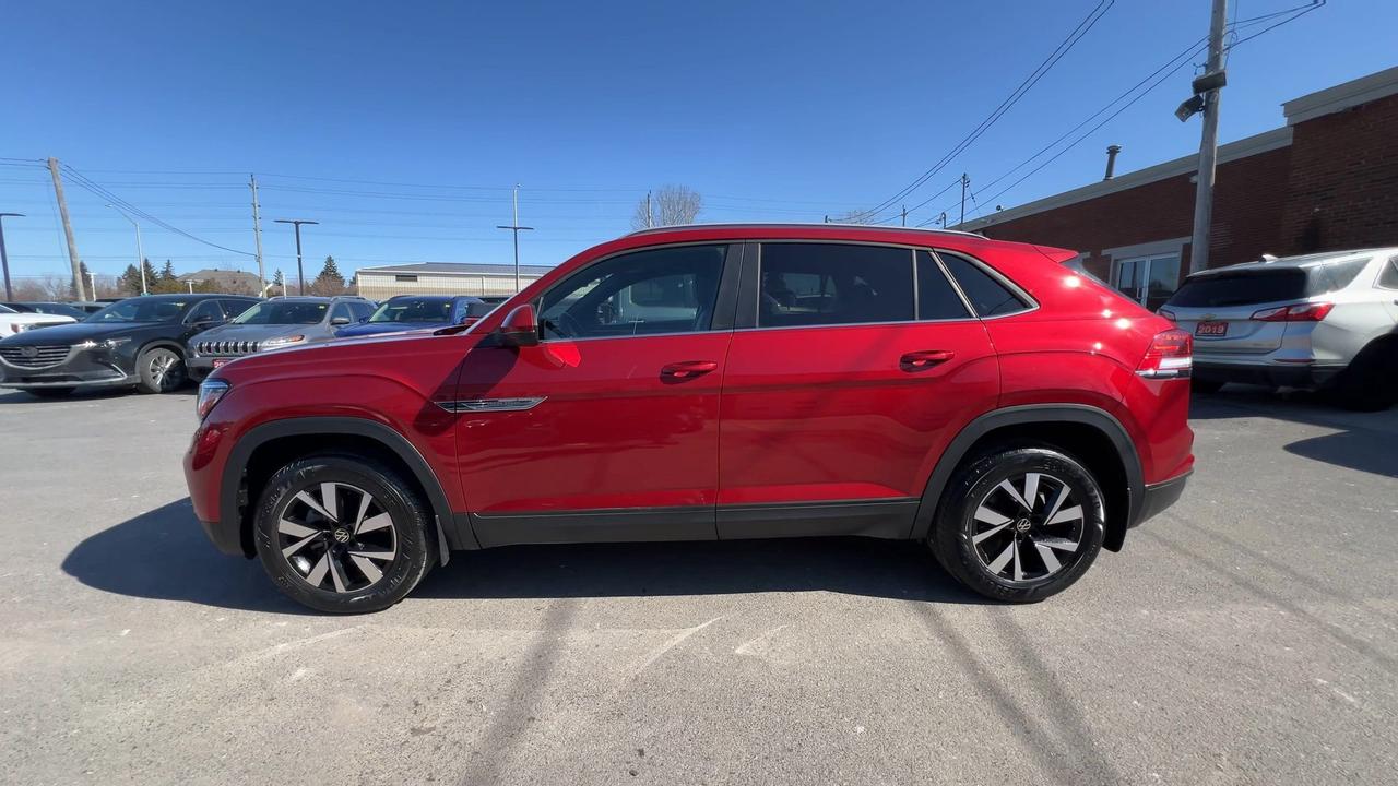 2021 Volkswagen Atlas Cross Sport COMFORTLINE AWD | HTD LEATHER | CARPLAY | ALLOYS Photo