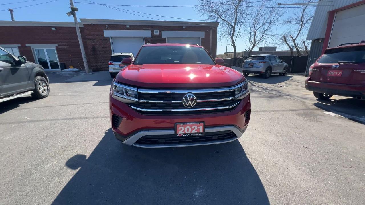 2021 Volkswagen Atlas Cross Sport COMFORTLINE AWD | HTD LEATHER | CARPLAY | ALLOYS Photo