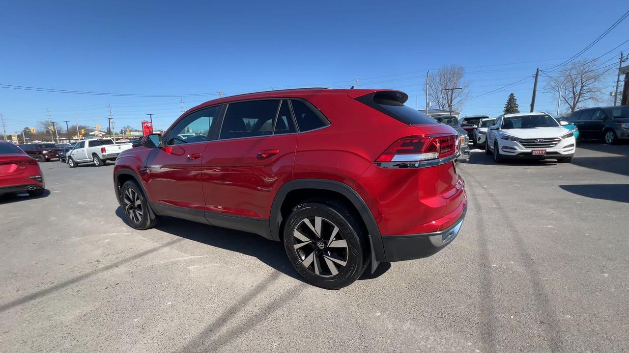 2021 Volkswagen Atlas Cross Sport COMFORTLINE AWD | HTD LEATHER | CARPLAY | ALLOYS Photo