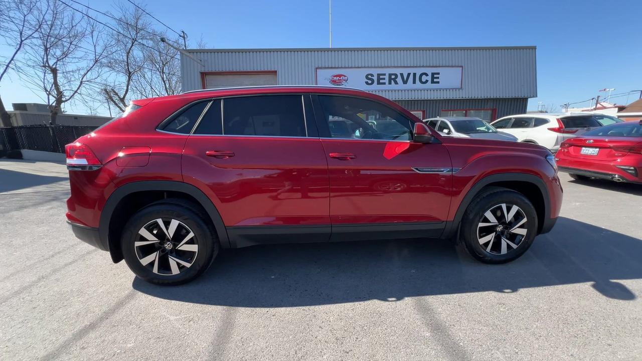 2021 Volkswagen Atlas Cross Sport COMFORTLINE AWD | HTD LEATHER | CARPLAY | ALLOYS Photo