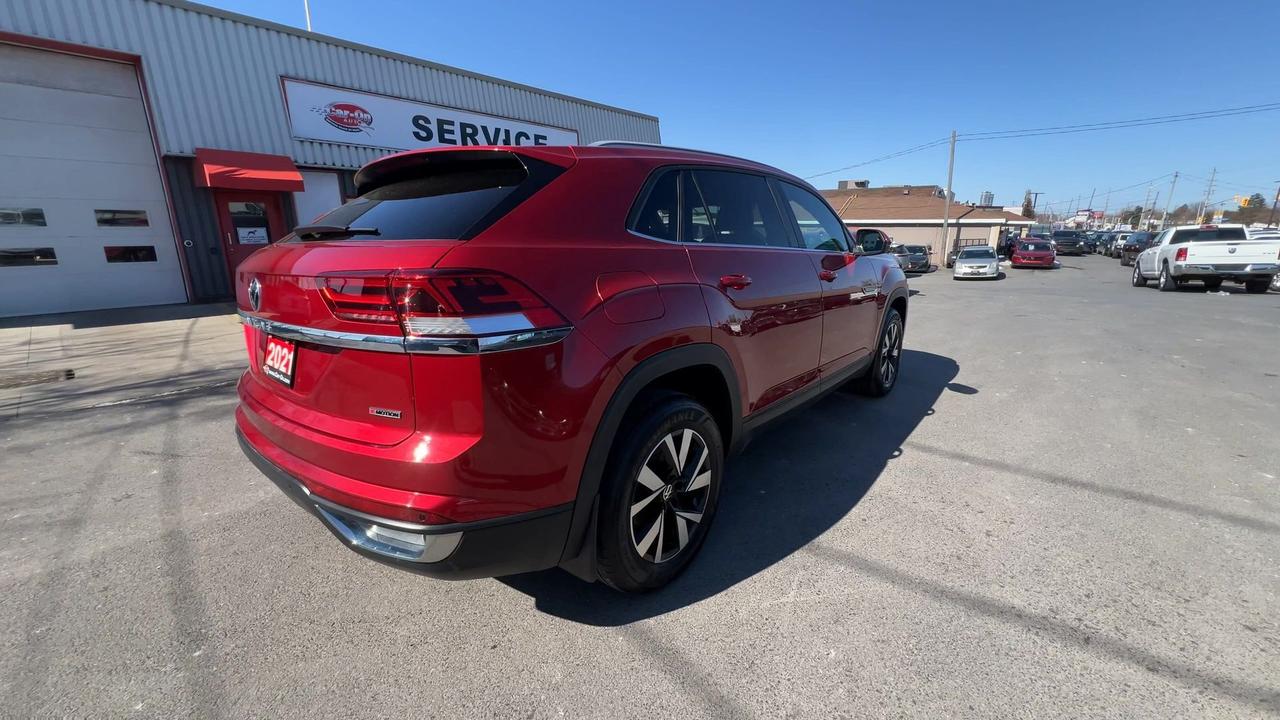 2021 Volkswagen Atlas Cross Sport COMFORTLINE AWD | HTD LEATHER | CARPLAY | ALLOYS Photo