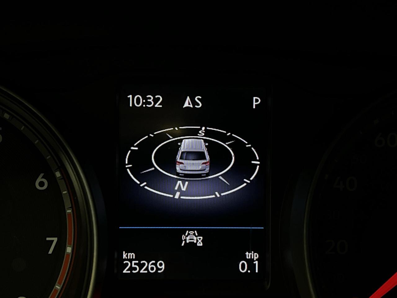 2021 Volkswagen Atlas Cross Sport COMFORTLINE AWD | HTD LEATHER | CARPLAY | ALLOYS Photo