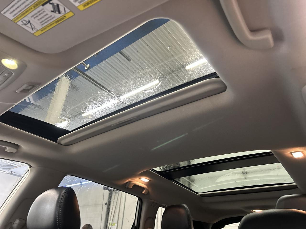 2019 Nissan Pathfinder  Photo2