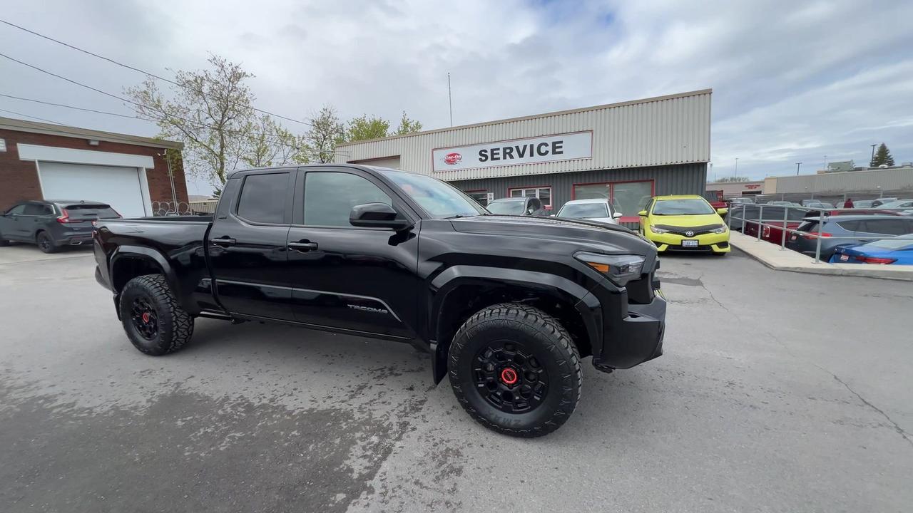 2024 Toyota Tacoma SR5 4X4 | DBL CAB | HTD SEATS | CARPLAY | ALLOYS Photo