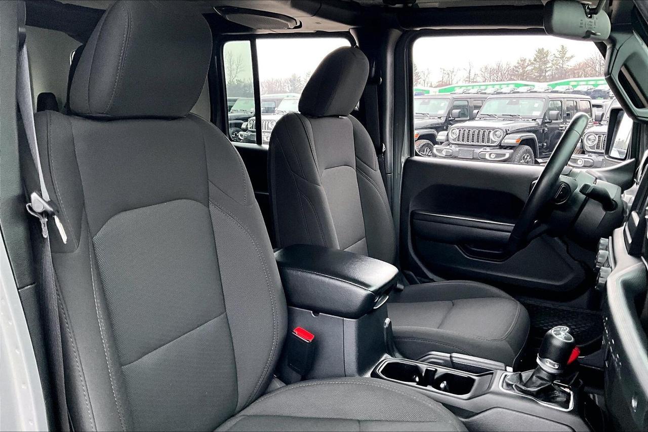 2023 Jeep Wrangler Willys 4Dr |Xtreme Recon 35" Tires |Htd Seats |4X4 Photo