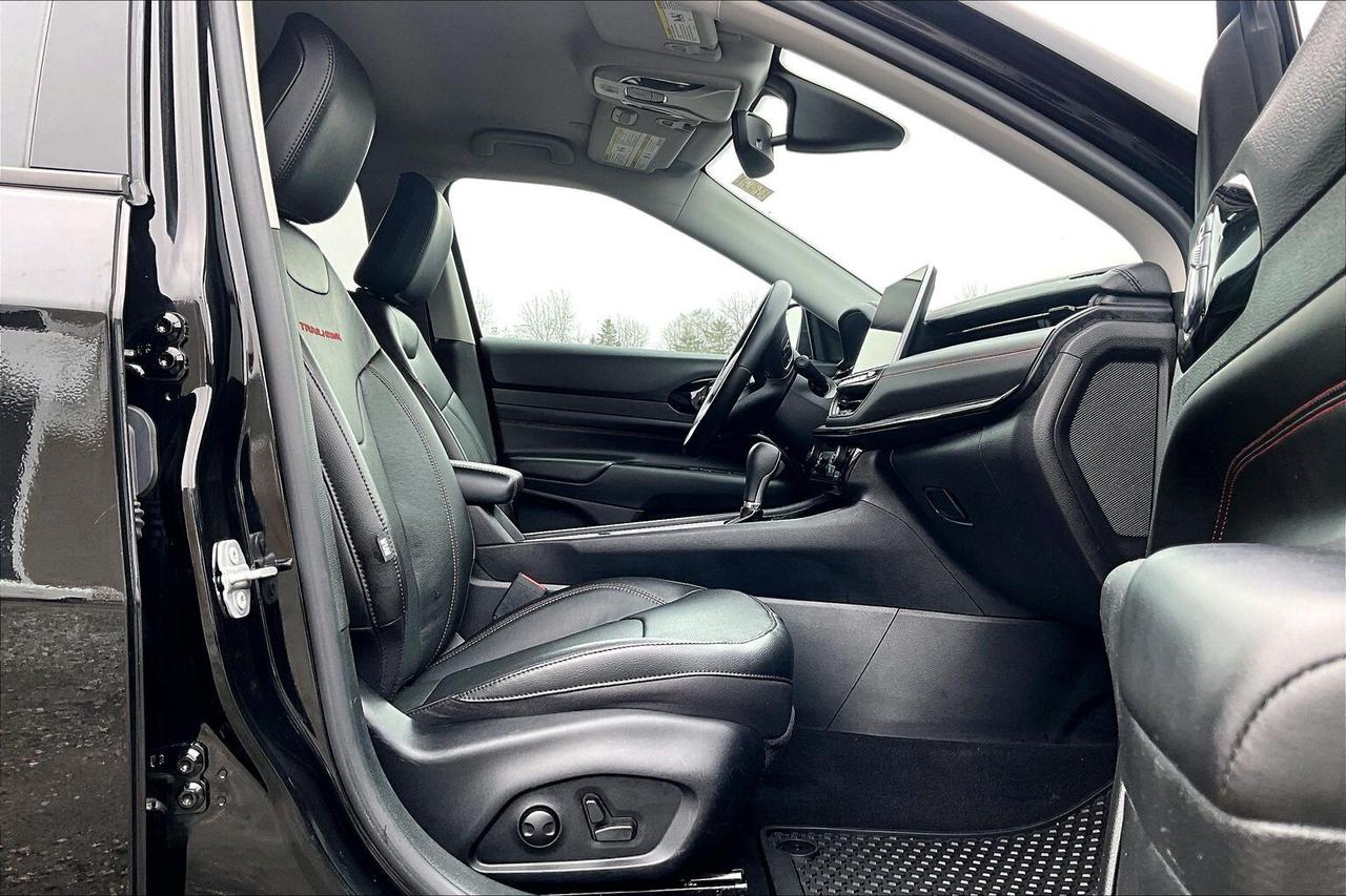 2022 Jeep Compass Trailhawk Elite | Vented Leather | SafetyTech |4X4 Photo
