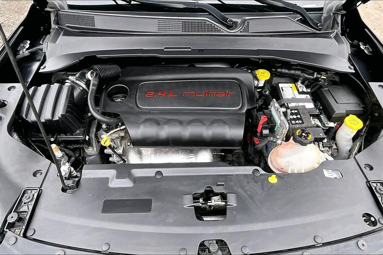 2022 Jeep Compass Trailhawk Elite | Vented Leather | SafetyTech |4X4 Photo
