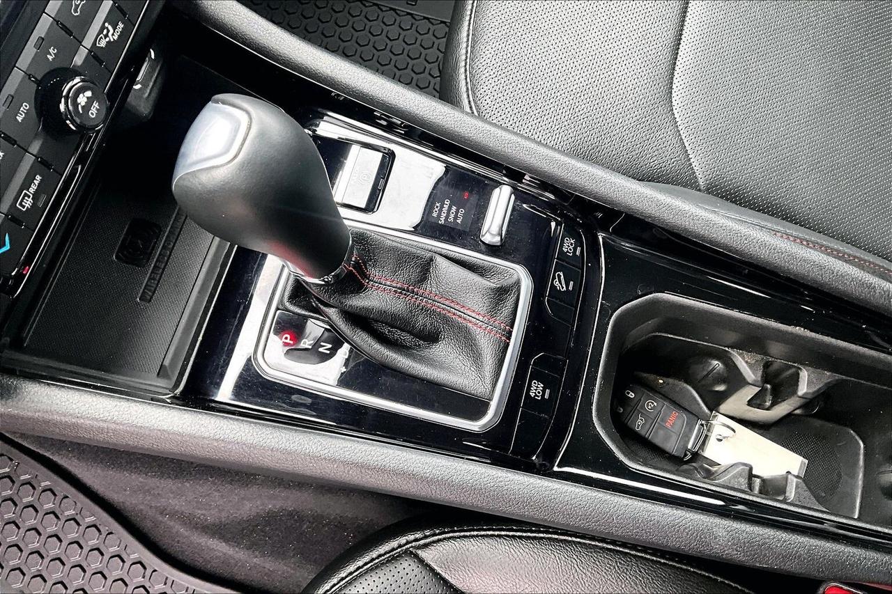 2022 Jeep Compass Trailhawk Elite | Vented Leather | SafetyTech |4X4 Photo