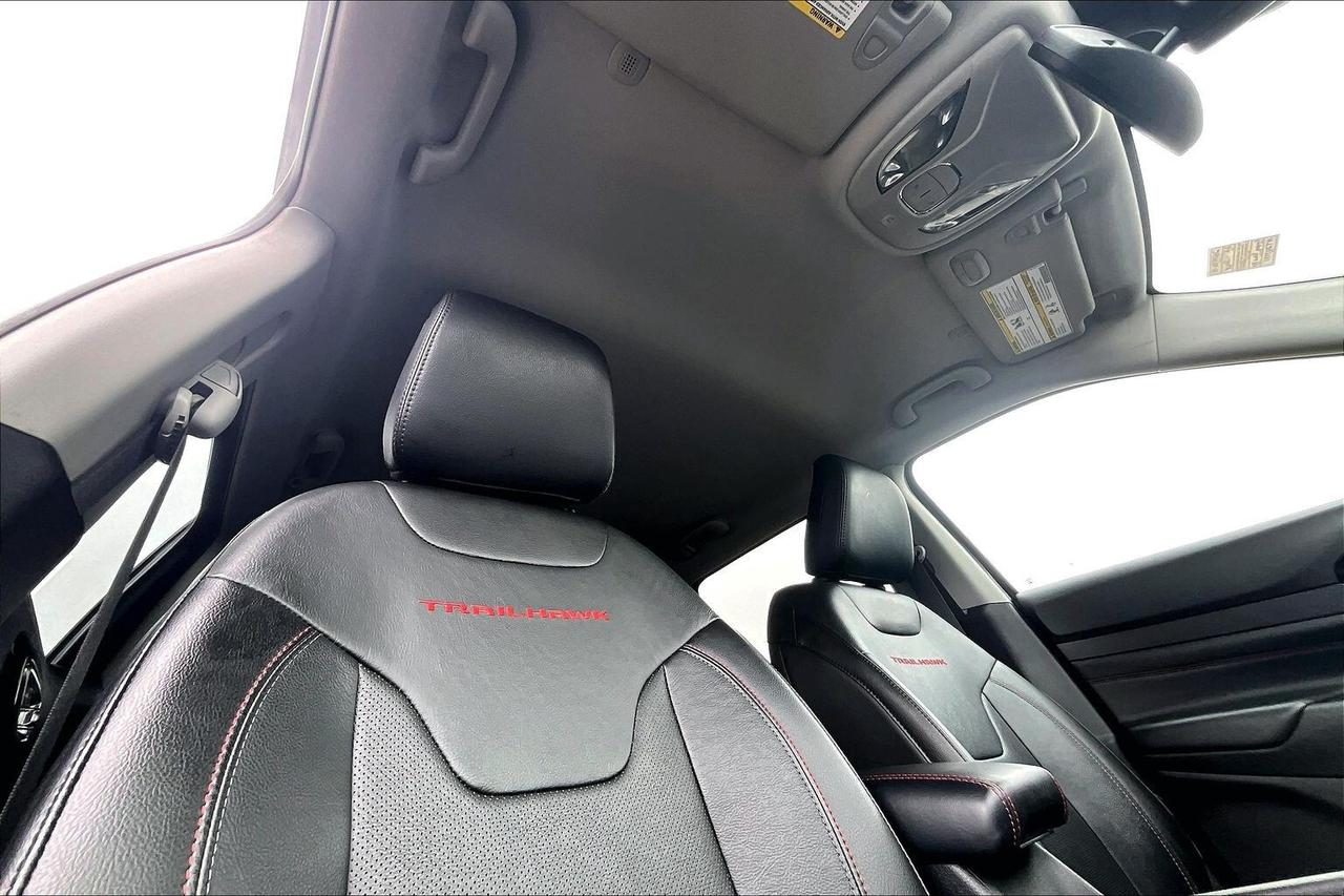 2022 Jeep Compass Trailhawk Elite | Vented Leather | SafetyTech |4X4 Photo