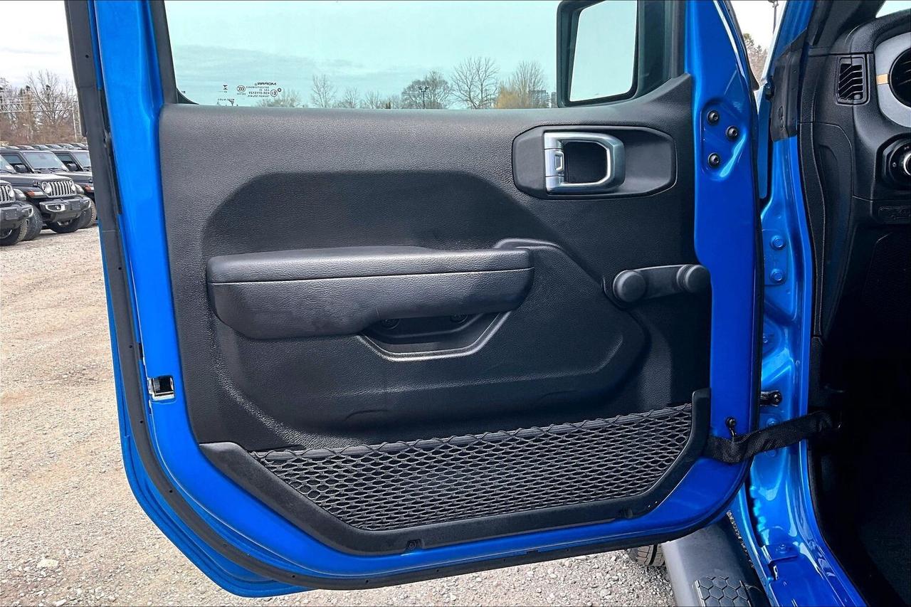 2024 Jeep Wrangler Sport 4Dr | 12" Screen | HardTop | Tow Pkg | 4X4 Photo