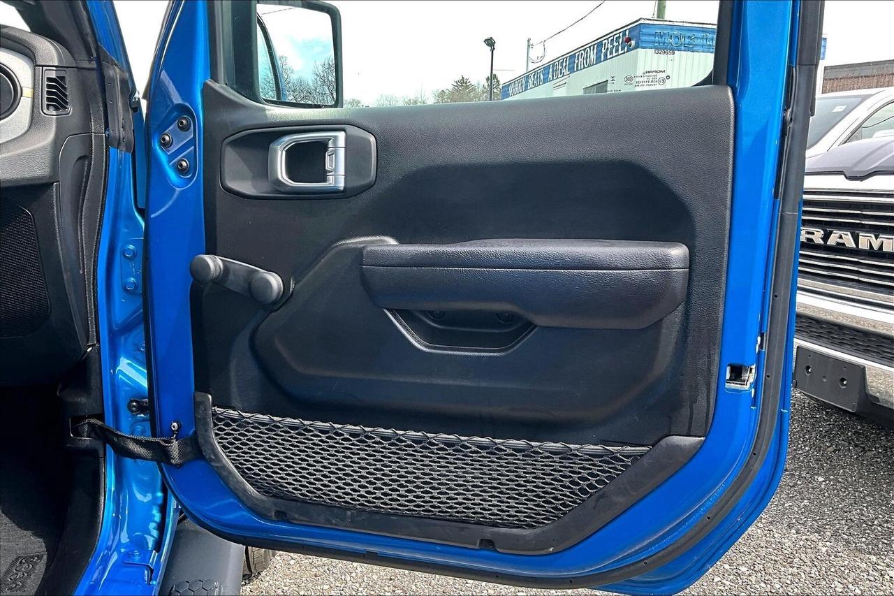 2024 Jeep Wrangler Sport 4Dr | 12" Screen | HardTop | Tow Pkg | 4X4 Photo