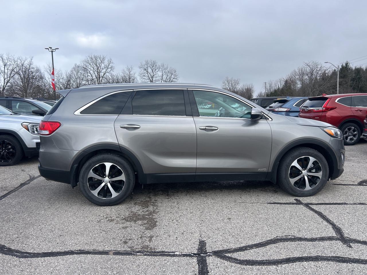2017 Kia Sorento EX, LOCAL TRADE, AWD, HEATED LEATHER SEATS! - Photo #7