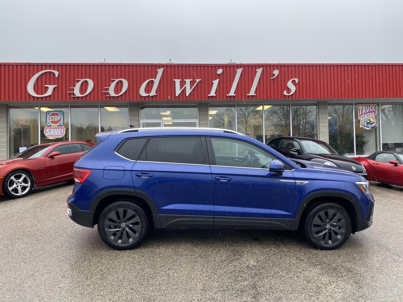 2024 Volkswagen Taos COMFORTLINE, SUNROOF, REMOTE START, HEATED SEATS! - Photo #1