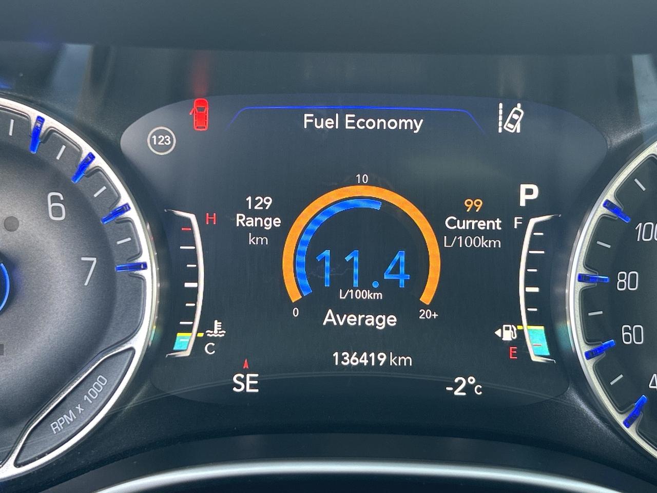 2018 Chrysler Pacifica LIMITED, CLEAN CARFAX, HEATED/ COOLED LEATHER! - Photo #23