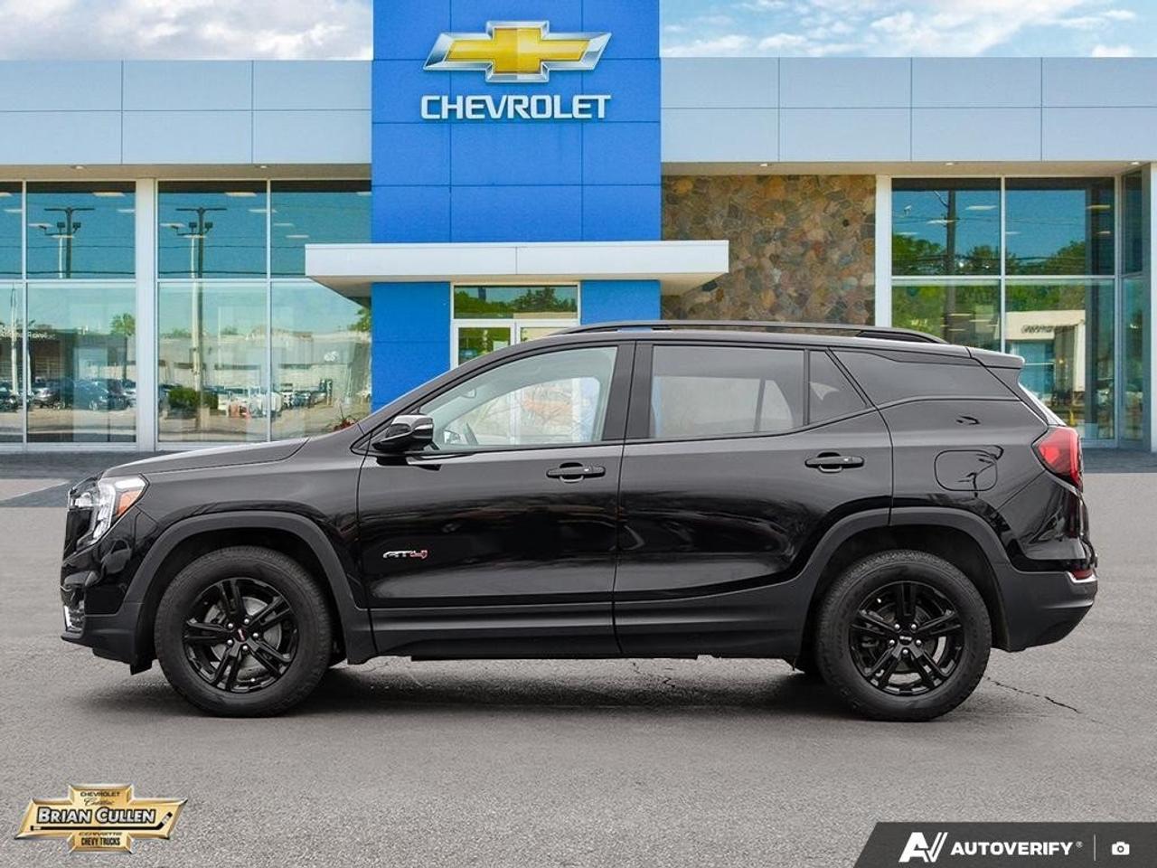 2024 GMC Terrain AT4 AWD AT4 Photo2