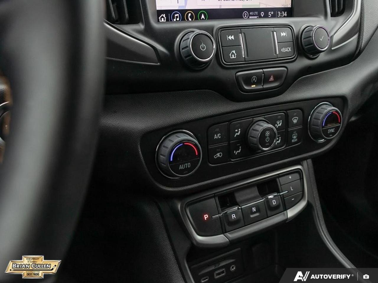 2024 GMC Terrain AT4 AWD AT4 Photo