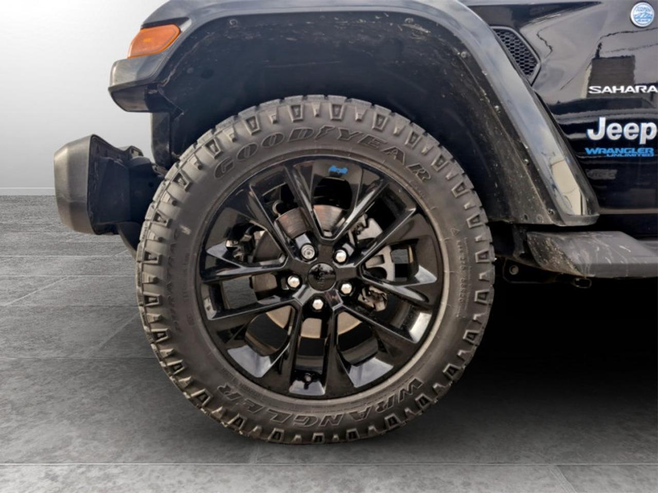 2022 Jeep Wrangler 4xe Unlimited Sahara  **POWER ROOF** Photo