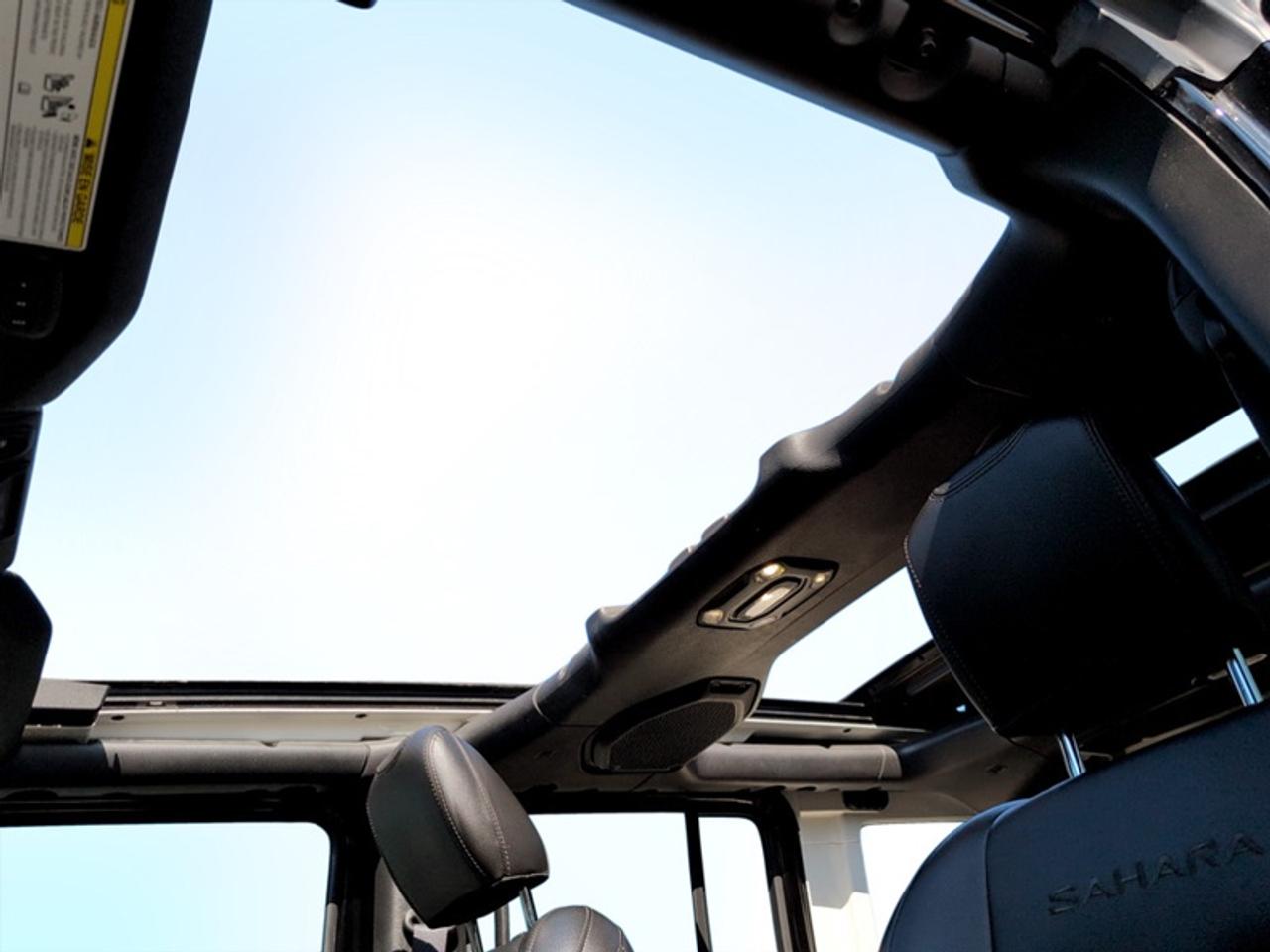 2022 Jeep Wrangler 4xe Unlimited Sahara  **POWER ROOF** Photo