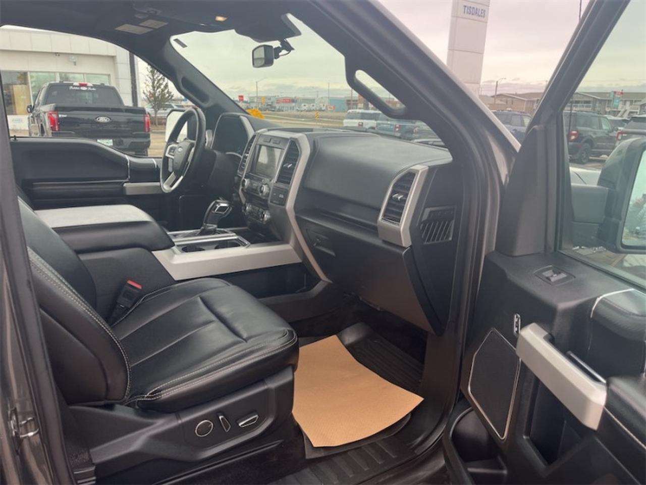 2018 Ford F-150 Lariat  - Leather Seats -  Cooled Seats Photo5
