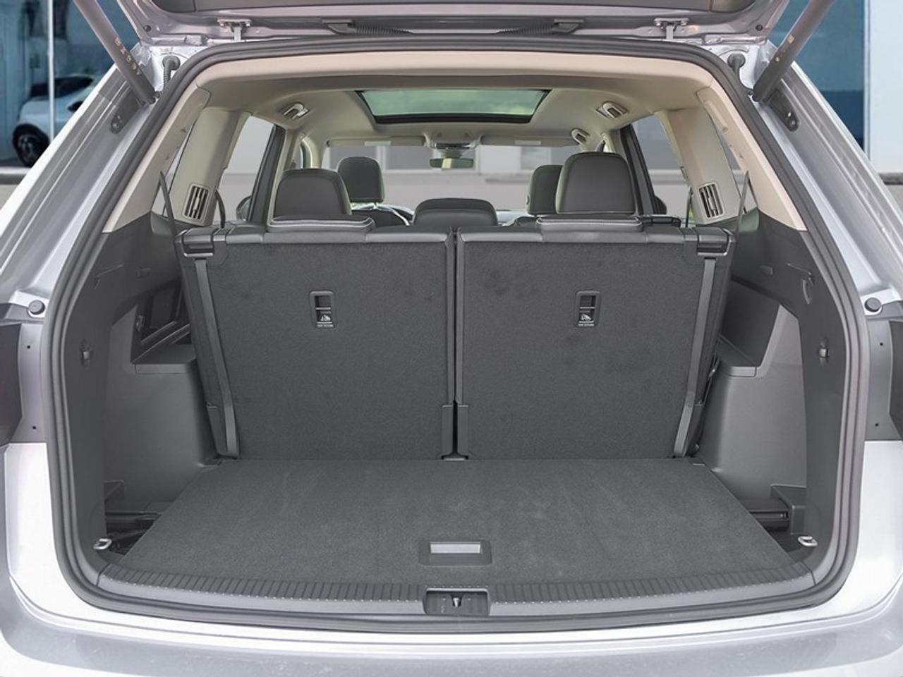 2026 Volkswagen Atlas Highline  - Sunroof -  Navigation Photo