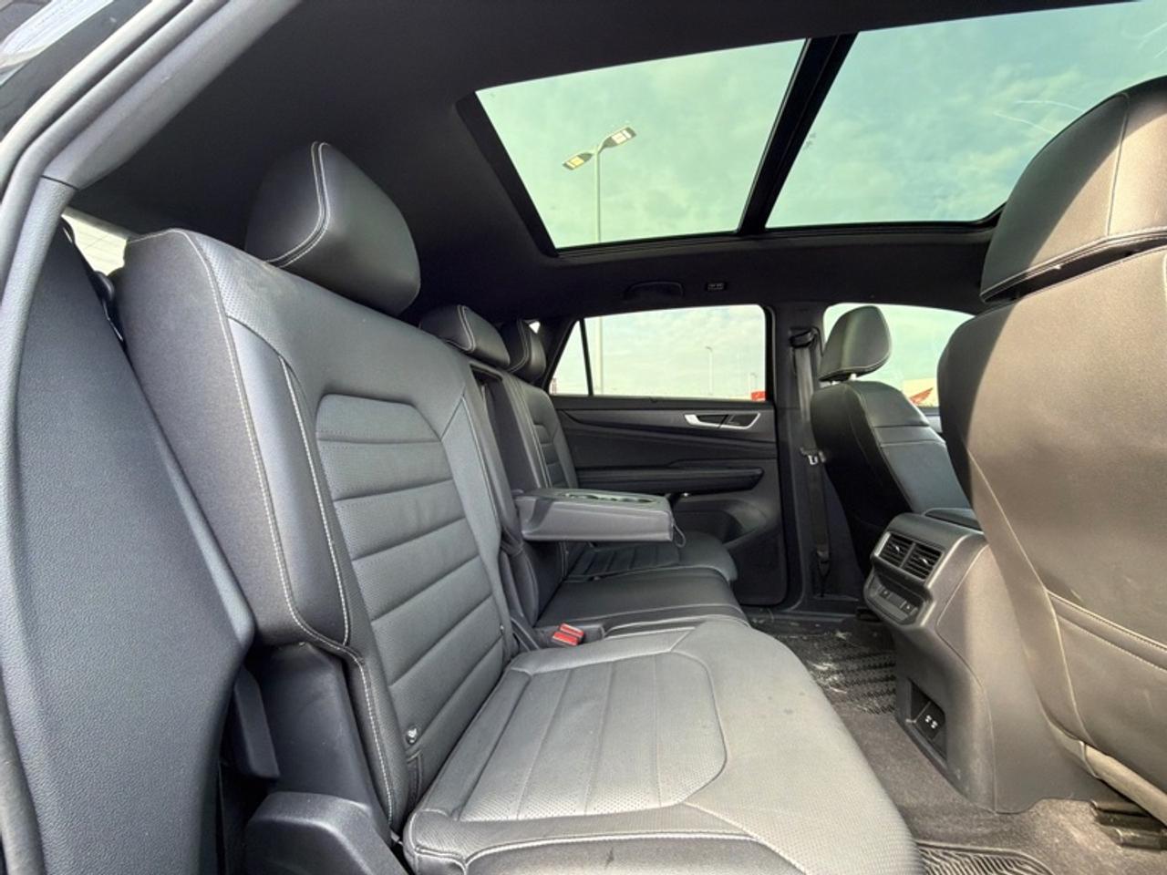 2024 Volkswagen Atlas Cross Sport Highline 2.0 TSI Photo