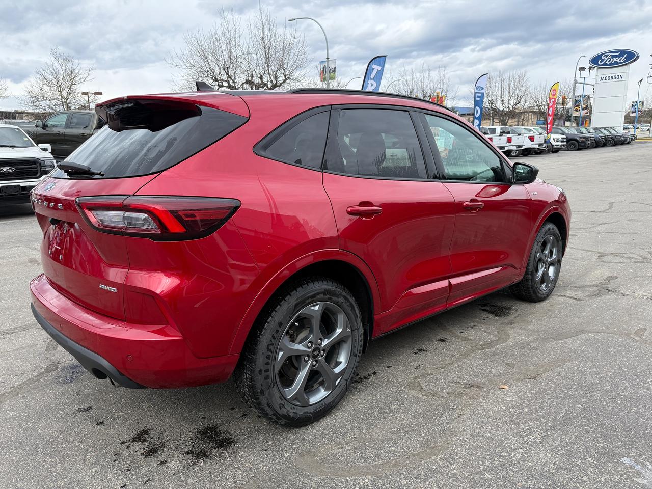 2024 Ford Escape ST-Line Photo4