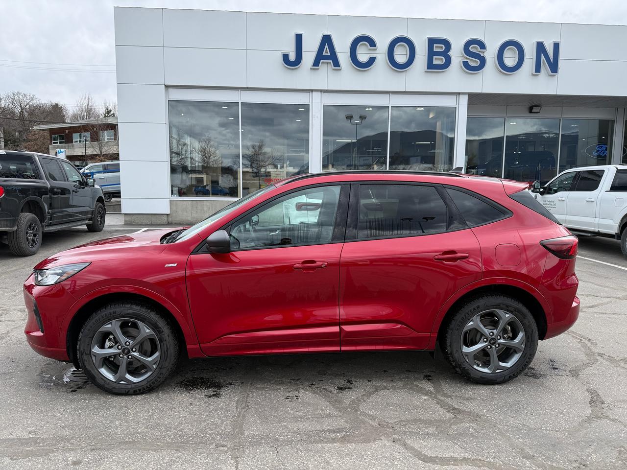 2024 Ford Escape ST-Line Photo1