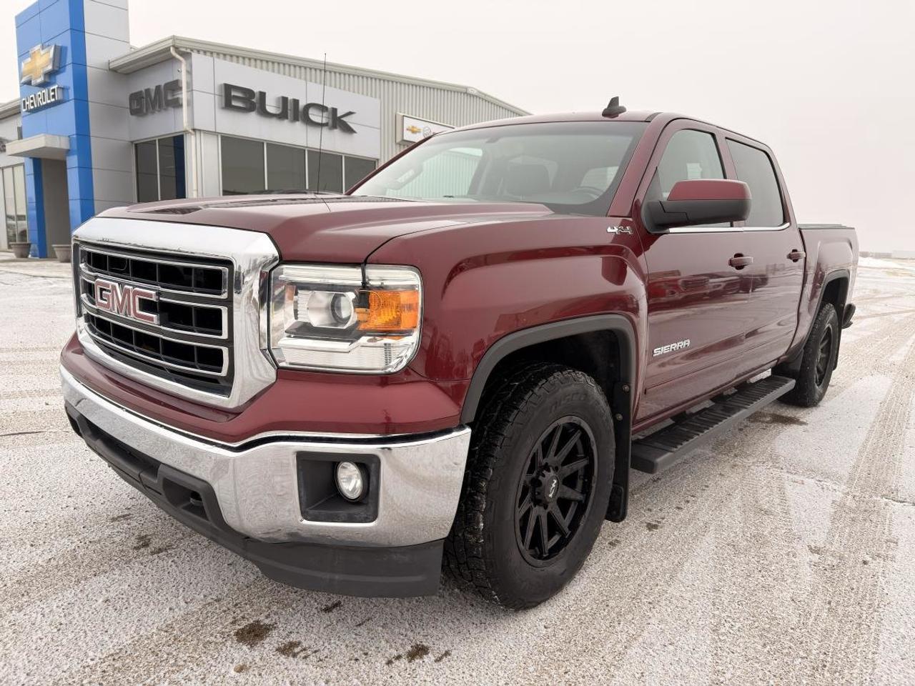 Used 2015 GMC Sierra 1500 4WD Crew Cab 143.5 SLE for sale in Maple Creek, SK