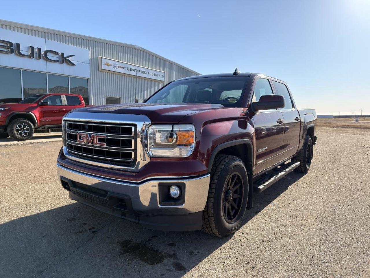 Used 2015 GMC Sierra 1500 4WD Crew Cab 143.5 SLE for sale in Maple Creek, SK